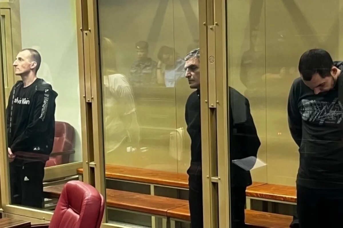    Позвали присяжных.
