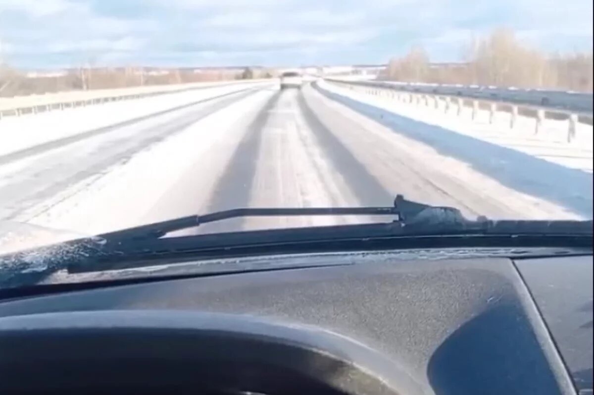    В социальных сетях тюменцы жалуются на отвратительное состояние автодороги Тюмень-Ханты-Мансийск.
