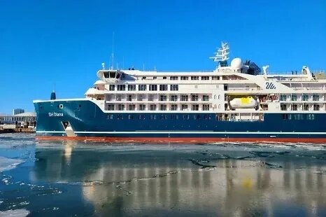 X / Swan Hellenic