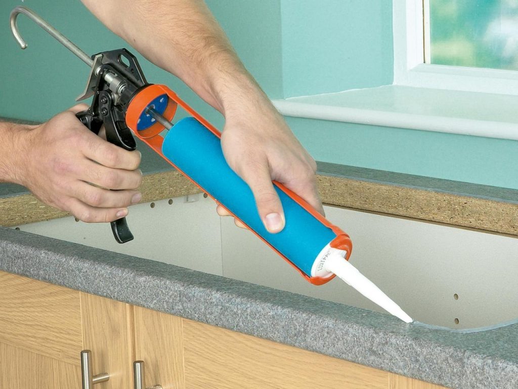 Правильный герметик обеспечит защиту на многие годы вперед