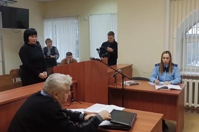    Как учительнице из Тулы пришла идея украсть и продать школьные книги?