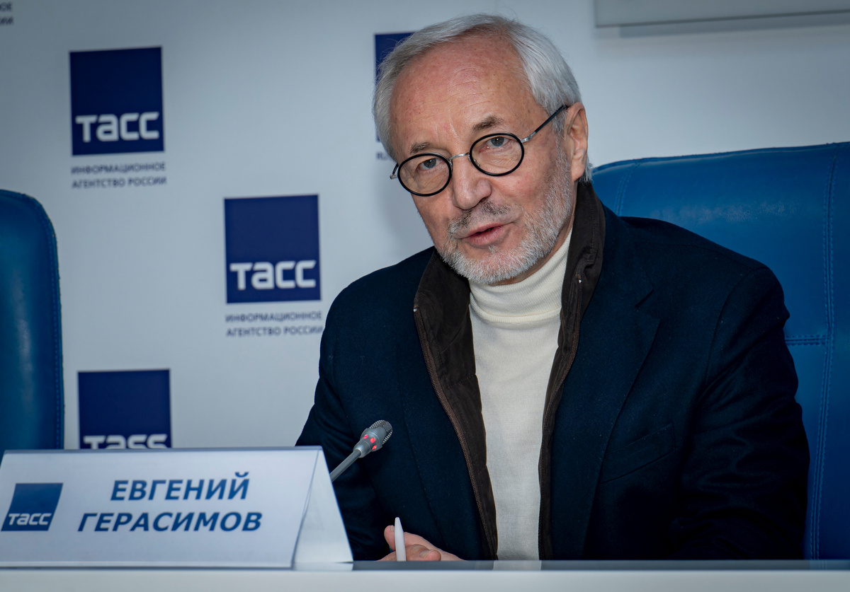 Народный артист России, художественный руководитель Московского академического театра сатиры и Театра на Малой Ордынке Евгений Герасимов.
