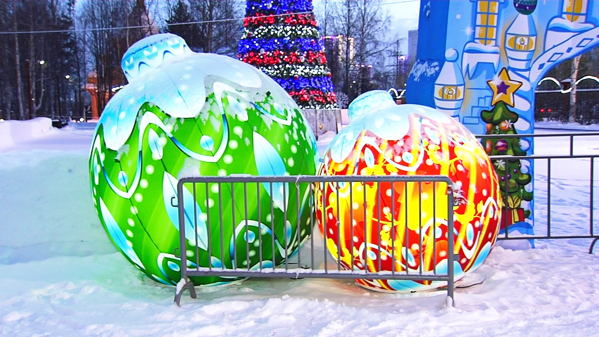    Кёрлинг, богатыри и ёлки - Сургут готовится к Новому году