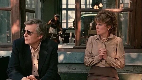 Олег Басилашвили и Людмила Гурченко в фильме «Вокзал для двоих». YouTube / FSUE Mosfilm cinema concern