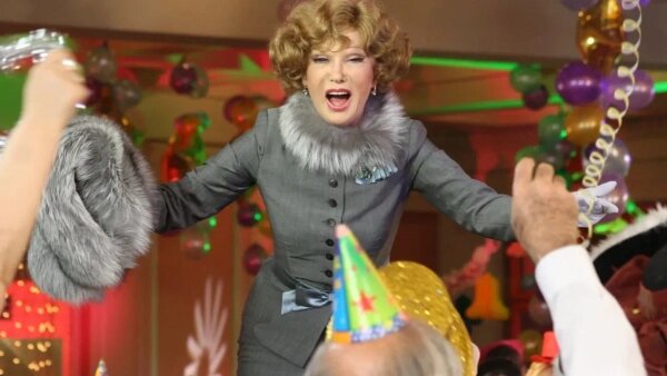 Людмила Гурченко собственной персоной 50 лет спустя. Фото © RuTube / ВИDgital VID