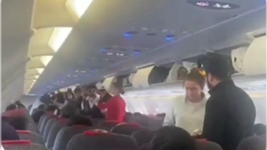 Кадр видео с возвращением: соцсети