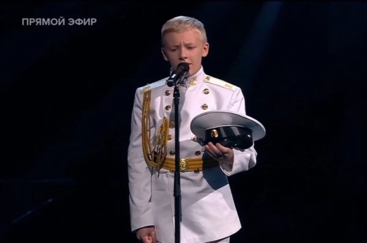    У него нет смартфона.