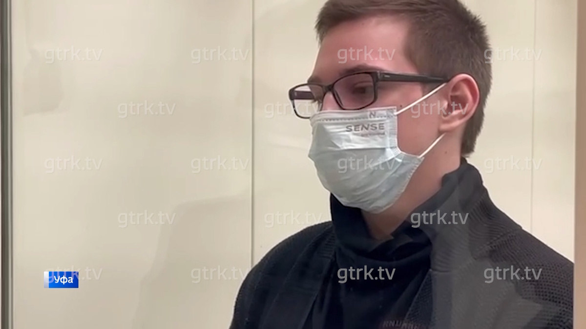    Весь в чёрном и в маске: публикуем подробности оглашения приговора убийце младшей сестры в Уфе