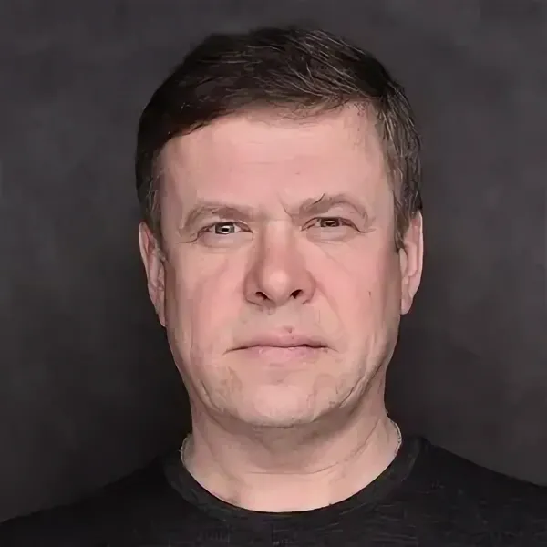 Александр Карамнов