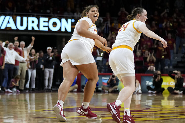  115 кг мощи. Сверхгабаритная Центровая сводит с ума США... 