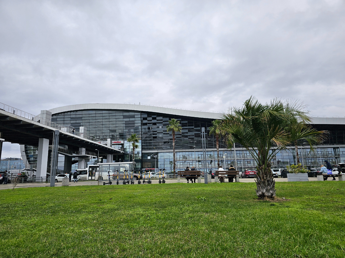 Вокзал Адлера