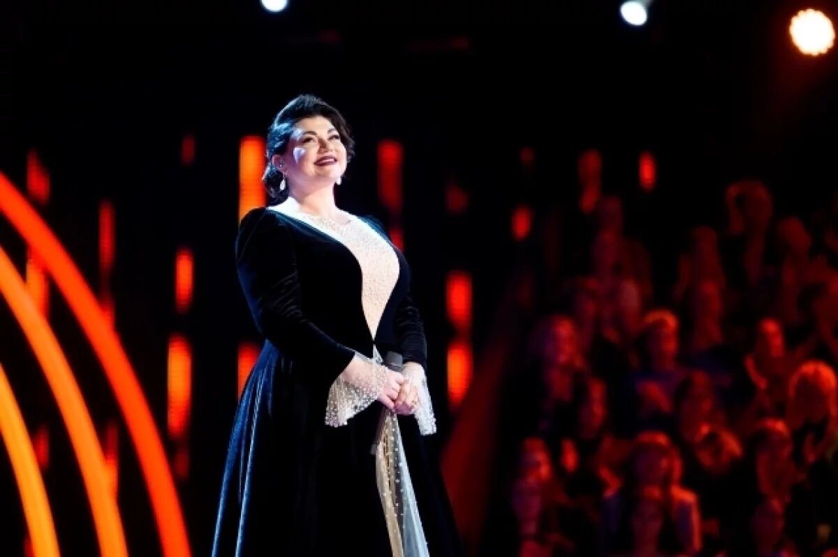    Анна покорила зрителей и сотню на главной сцене страны.