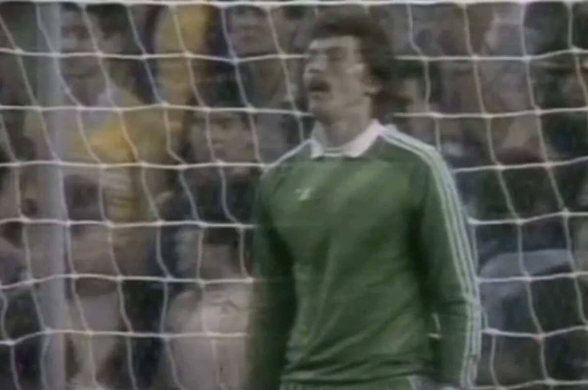    Экс-футболист «Стяуа» Хельмут Дукадам скончался в возрасте 65 лет