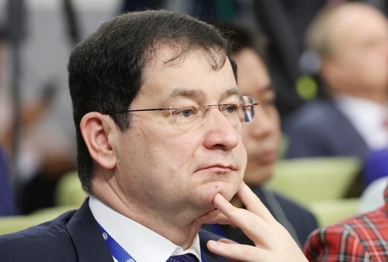    Дмитрий Полянский