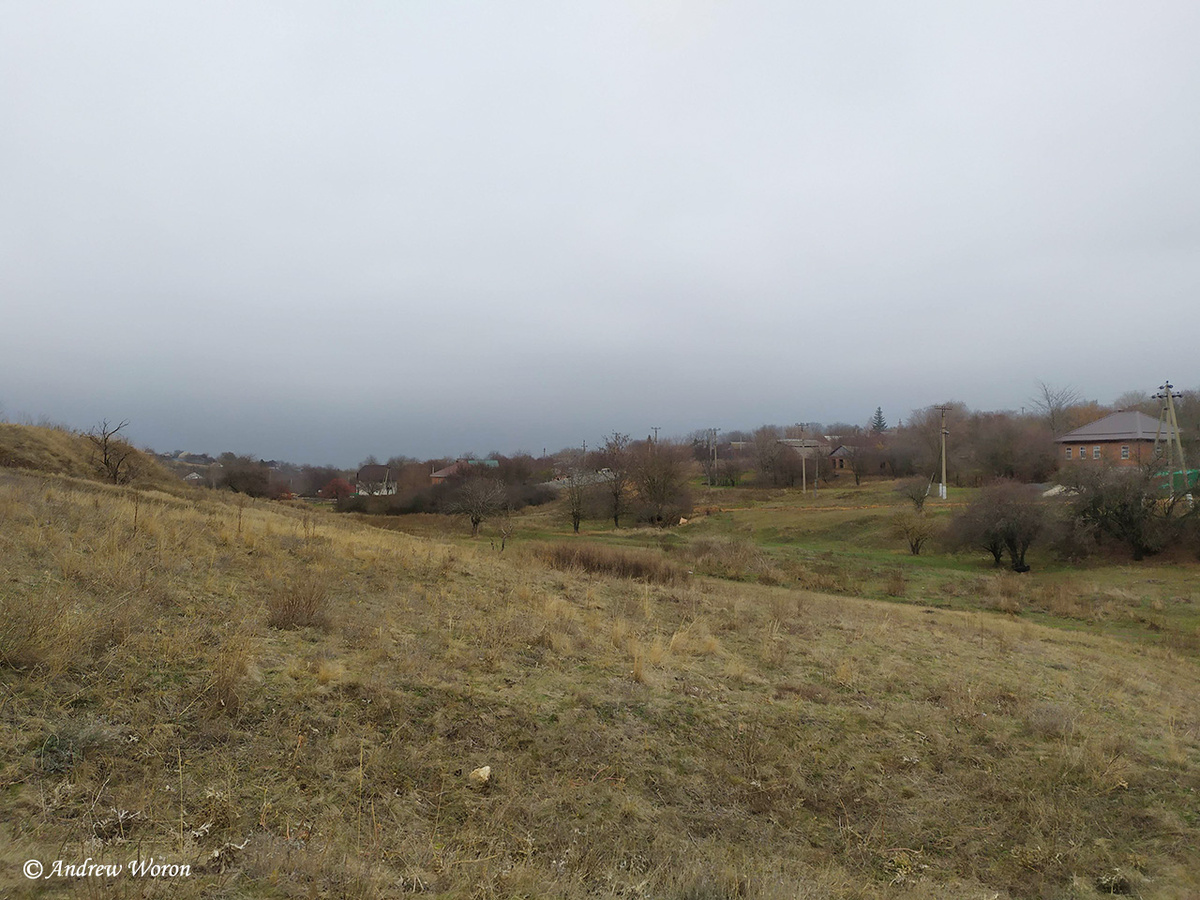 Станичные домики на склонах балки