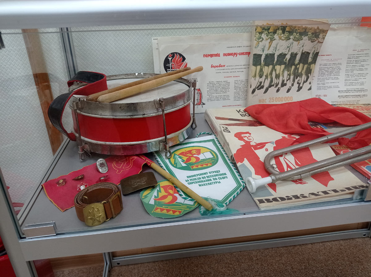 Экспозиция "Школьная жизнь" в Краеведческом музее города Вереи. Наро-Фоминский городской округ, Московская область. Фото автора статьи 