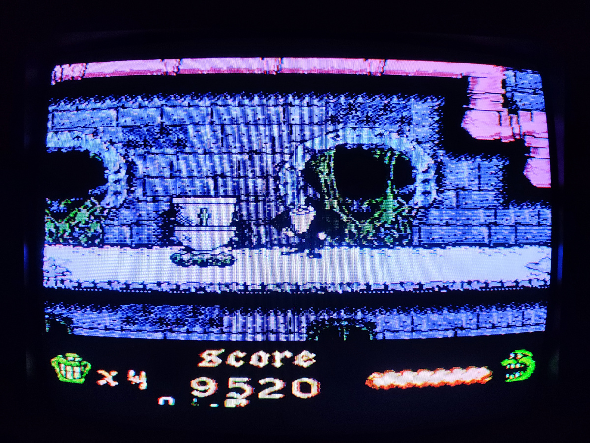 Фото сделаны мной. На фото игра "Бугермен". Оригинал игры  "Boogerman: A Pick and Flick Adventure" был разработан Interplay Productions, Inc. и издан Interplay в 1994,.г. для платформ Sega Mega Drive, Genesis, SNES. Геймдизайнеры Кристофер Треммел, Майкл Стрэг. Фото демонстрирует начальную заставку игры, а так же общий визуальный фон игры. Подробнее об этом рассказано в статье. Все материалы принадлежат правообладателям и размещены исключительно в информационных целях.