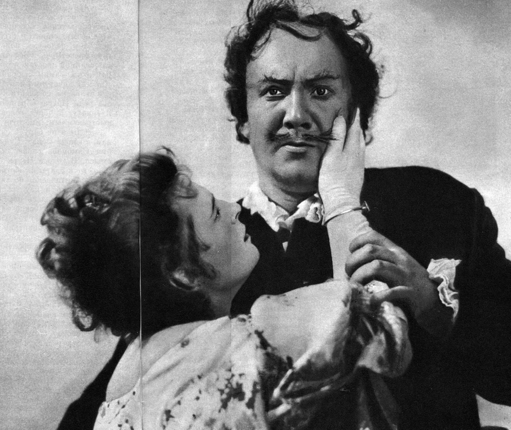   Алла Тарасова, Николай Симонов в фильме «Петр Первый», 1937