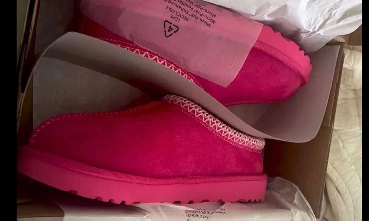 А у вас есть такие трендовые угги?)