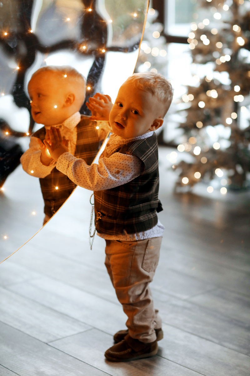 Брюки и рубашка с озон, лоферы и желетик (стильняшка) заказывала на авито с рук 