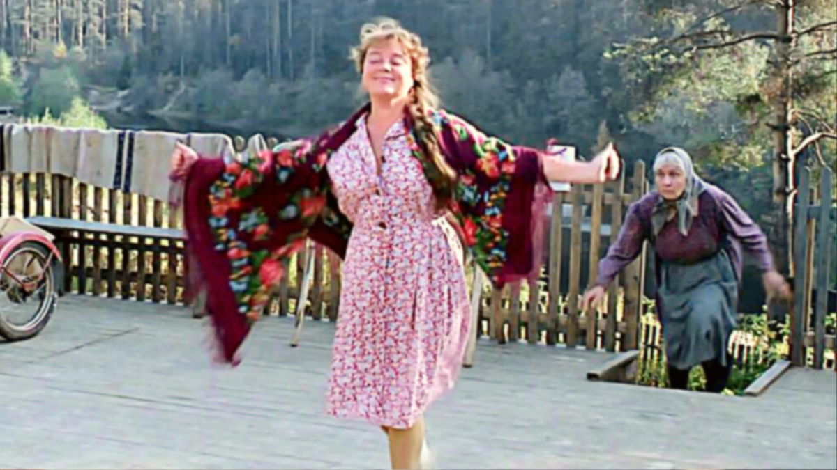 Нина Дорошина кадр из к/фильма "Любовь и голуби"