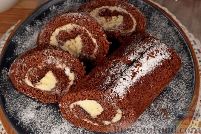 яйца, сахар, мука, какао-порошок, масло сливочное, сахарная пудра, разрыхлитель