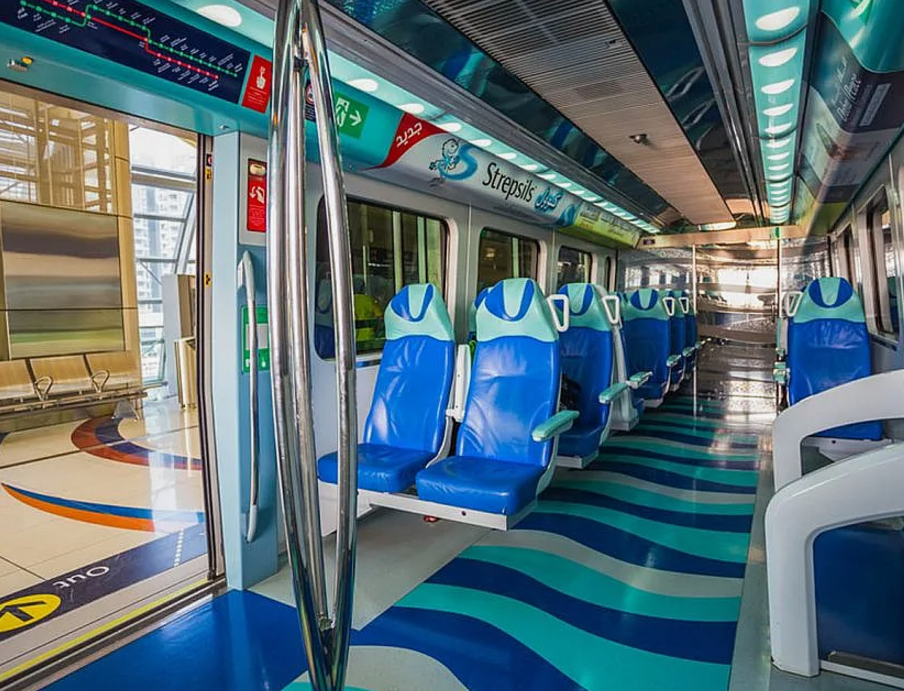 Золотой вагон, метрополитен в Дубае