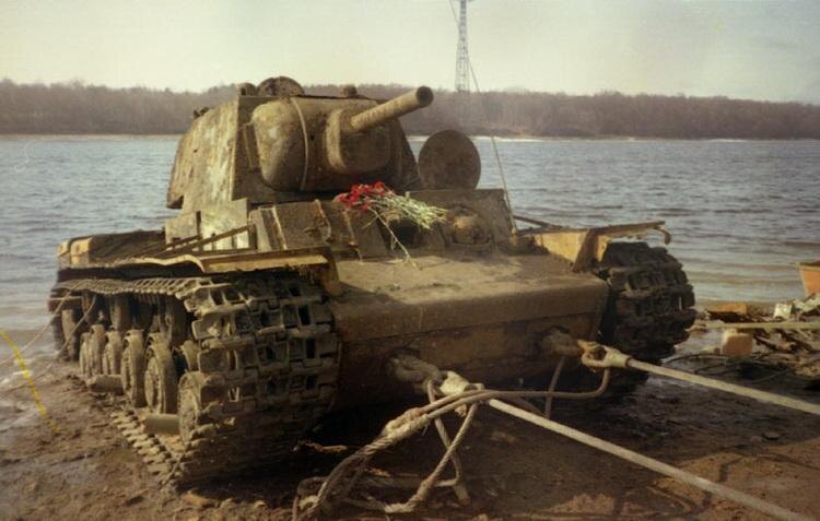 Танк КВ-1 производства ЛКЗ выпуска августа 1941 года (фото из открытых источников)