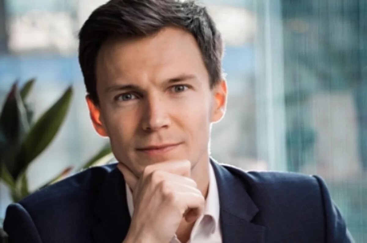    Соучастник бизнес-коуча Шабутдинова покинул РФ сразу после возбуждения дела