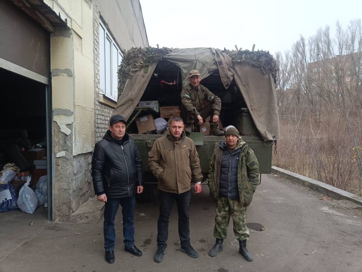  📷    Гуманитарный груз доставили из Бугурусланского района бойцам-землякам в зону СВО Белов Михаил Александрович