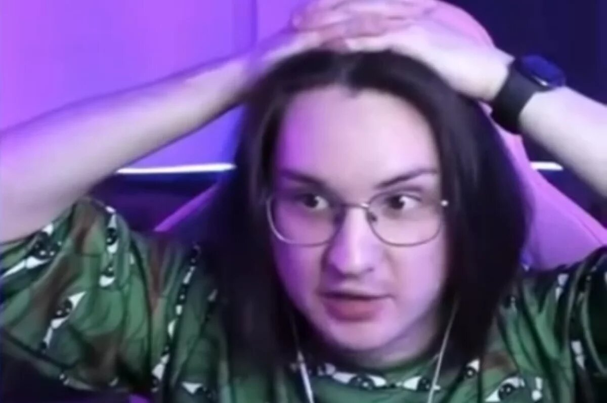    Блогера Amoral нашли мёртвым под окнами многоэтажки на севере Петербурга