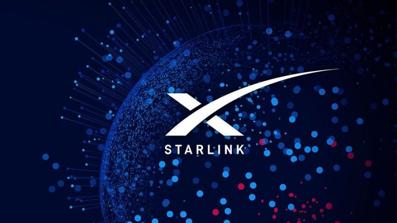 Иллюстративное изображение c лого Starlink.