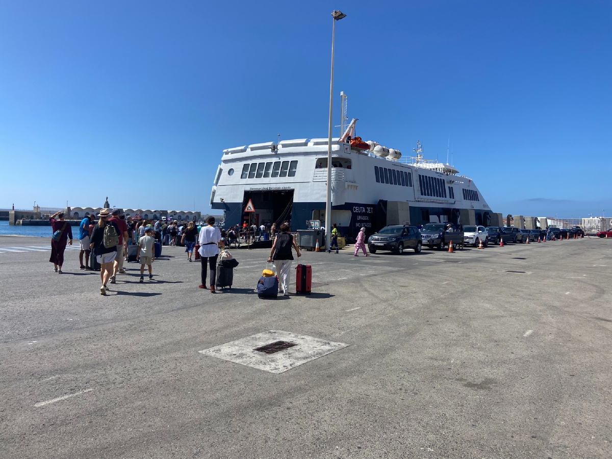 Паром Тарифа-Танжер (Испания-Марокко). Фото автора 