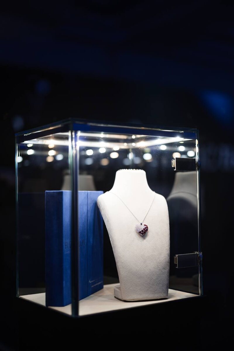 Украшение от ювелирного дома FUZAILOV