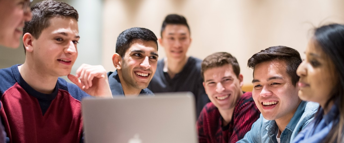 Buzz Friends: твое секретное оружие для тусовок, карьеры и новых знакомств