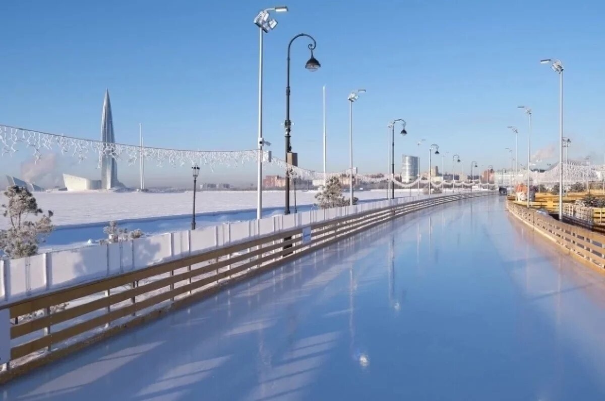    В Петербурге 7 декабря открывается самый большой в мире каток