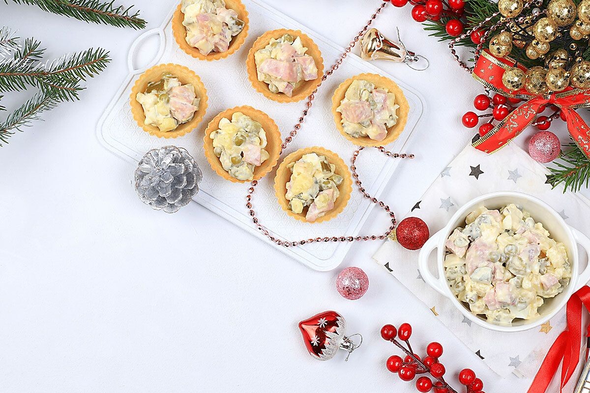Традиционные новогодние блюда могут быть вегетарианскими. Источник: Shutterstock📷
