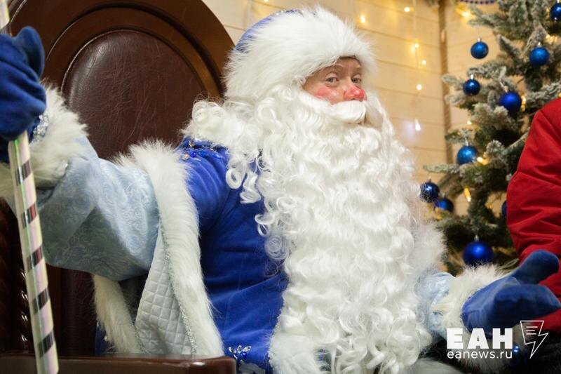    Фото: ЕАН. Мальчик Дима просит поддержать рубль