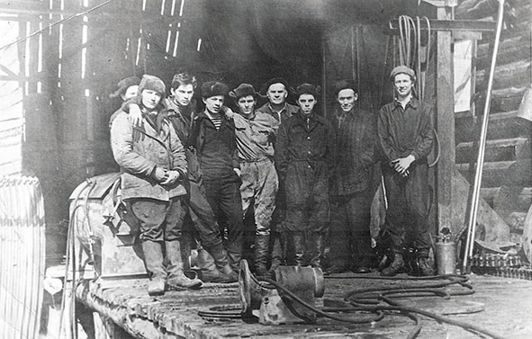 Бригада слесарей ЦРММ 1962-1963 г.