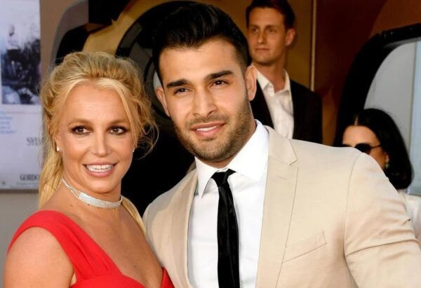    Бритни Спирс и Сэм Асгари. Фото: ТВЦ