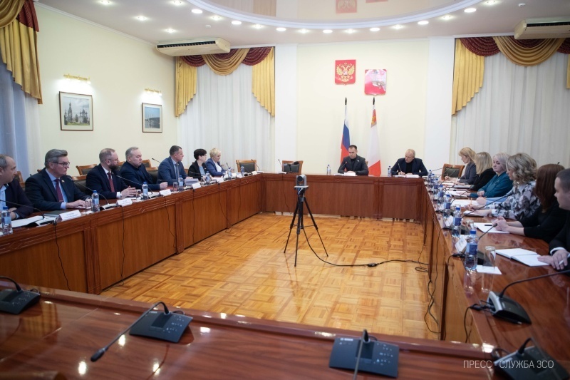    Он появится на пересечении Остинской и Проезжей. Деньги на благоустройство выделены по "Депутатской программе".