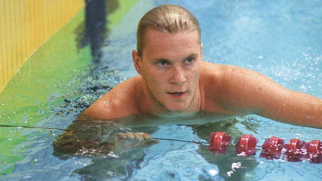 Но в «девяностые» всё было не так – он блистал и регулярно восходил на мировые и олимпийские пьедесталы почёта.