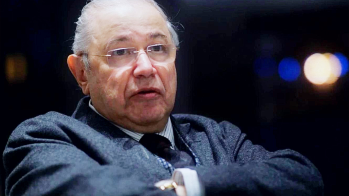 Евгений Петросян