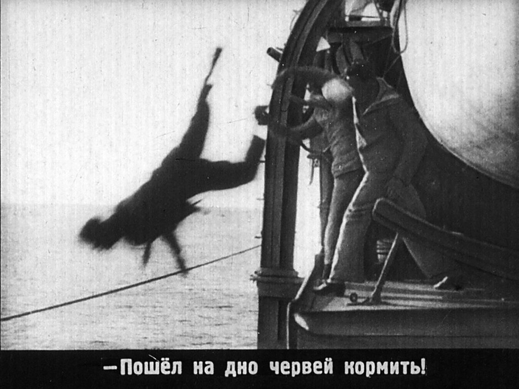 Матросы броненосца «Потемкин» выражают деятельное несогласие с тем, что российских нижних чинов можно кормить чем угодно