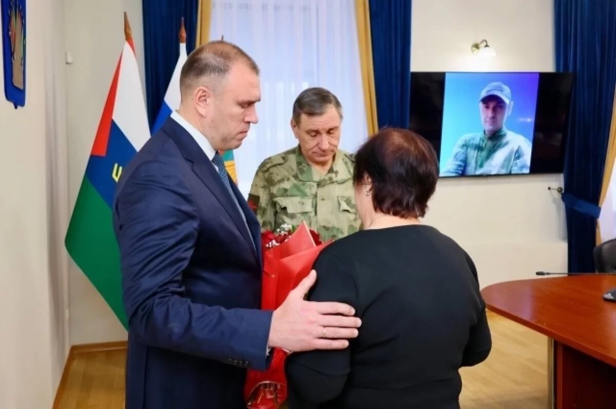    Награды погибших на СВО бойцов в Тобольске вручили родственникам