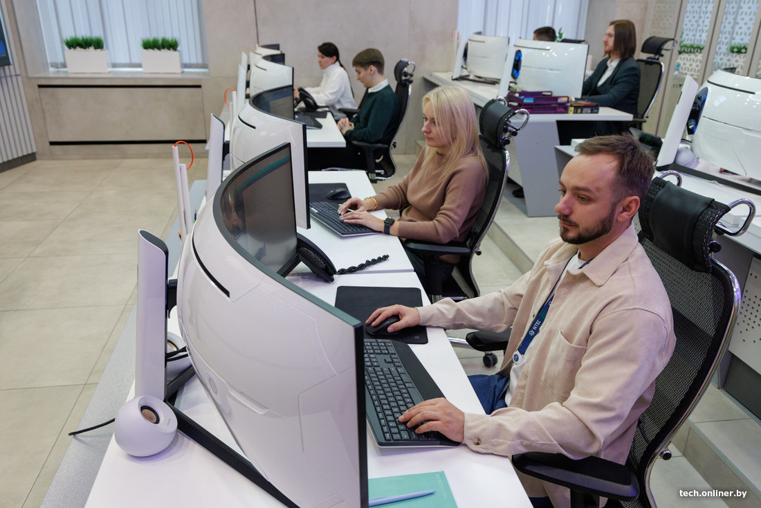 Листайте вправо, чтобы увидеть больше изображений