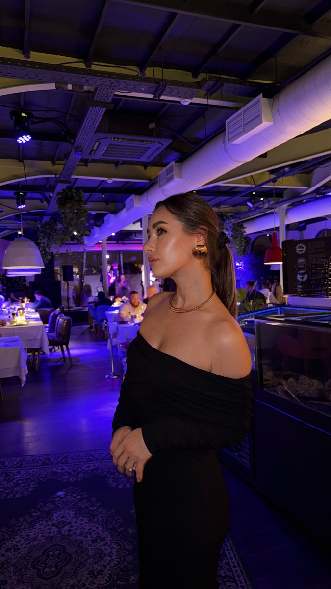 Я на вечеринке в честь выступления Лады Дэнс в Магадане