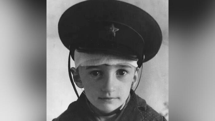 Александр Лыков в детстве. / Фото: 78.ru