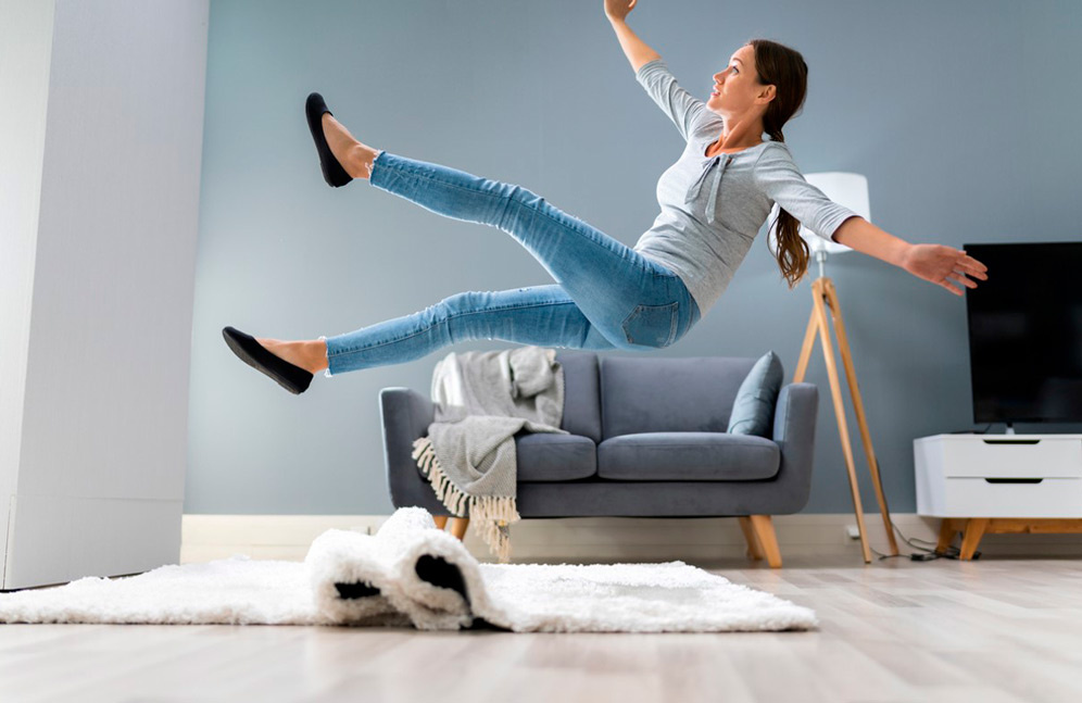 Как предотвратить скольжение ковра по полу