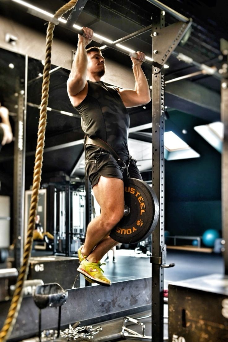 Подтягивания с доп весо